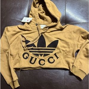 Xl beautiful brand new crop Gucci addidas sweatshirt. Never worn, tags attached